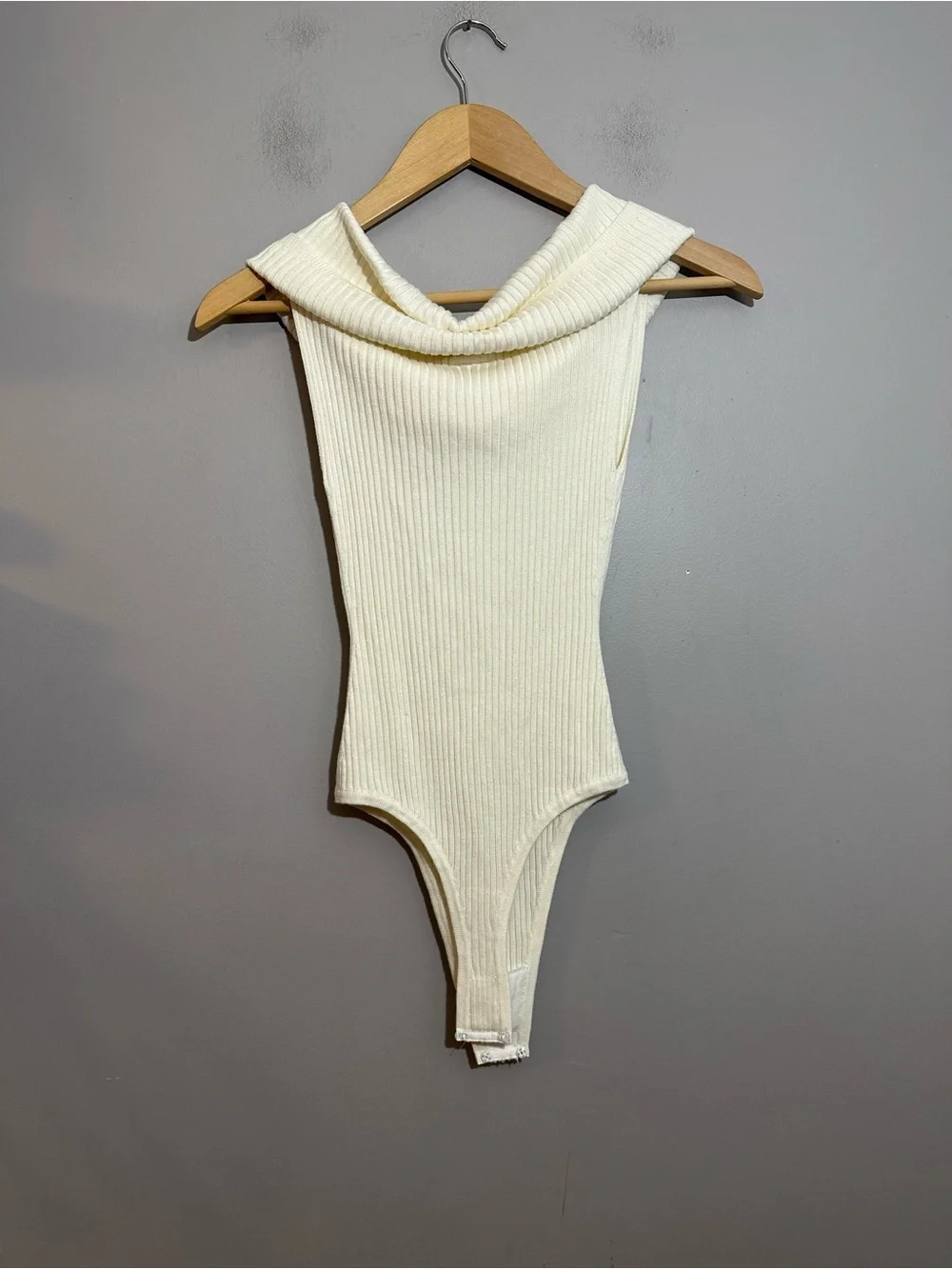 NWT Free People Ivory Off Shoulder Bodysuit Top Women's Size S